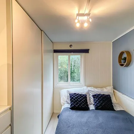 Nice In Reksteren With 4 Bedrooms And Wifi